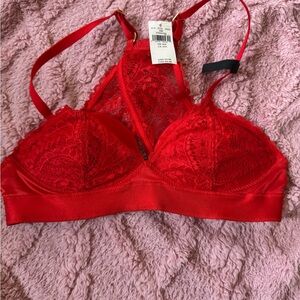Aerie Red Lace push up Bra with Adjustable Straps and Triangle Cups